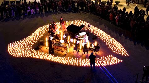 Il Concerto di Ozcan Deniz: Una Sinfonia di Emozioni e Ritmi Anatolici!